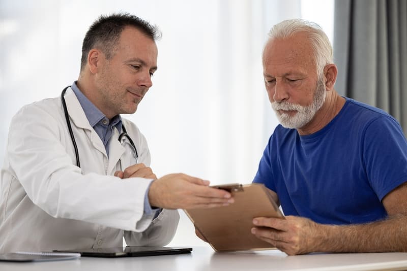 A senior veteran getting medical counsel